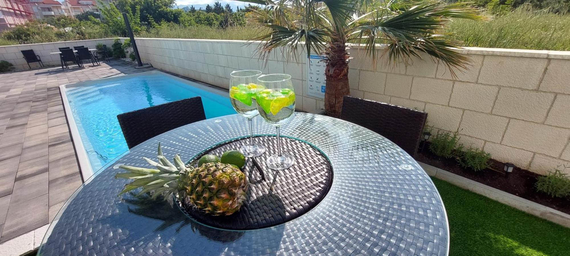 Apartmani Anastasia With Pool, Novalja Exterior foto