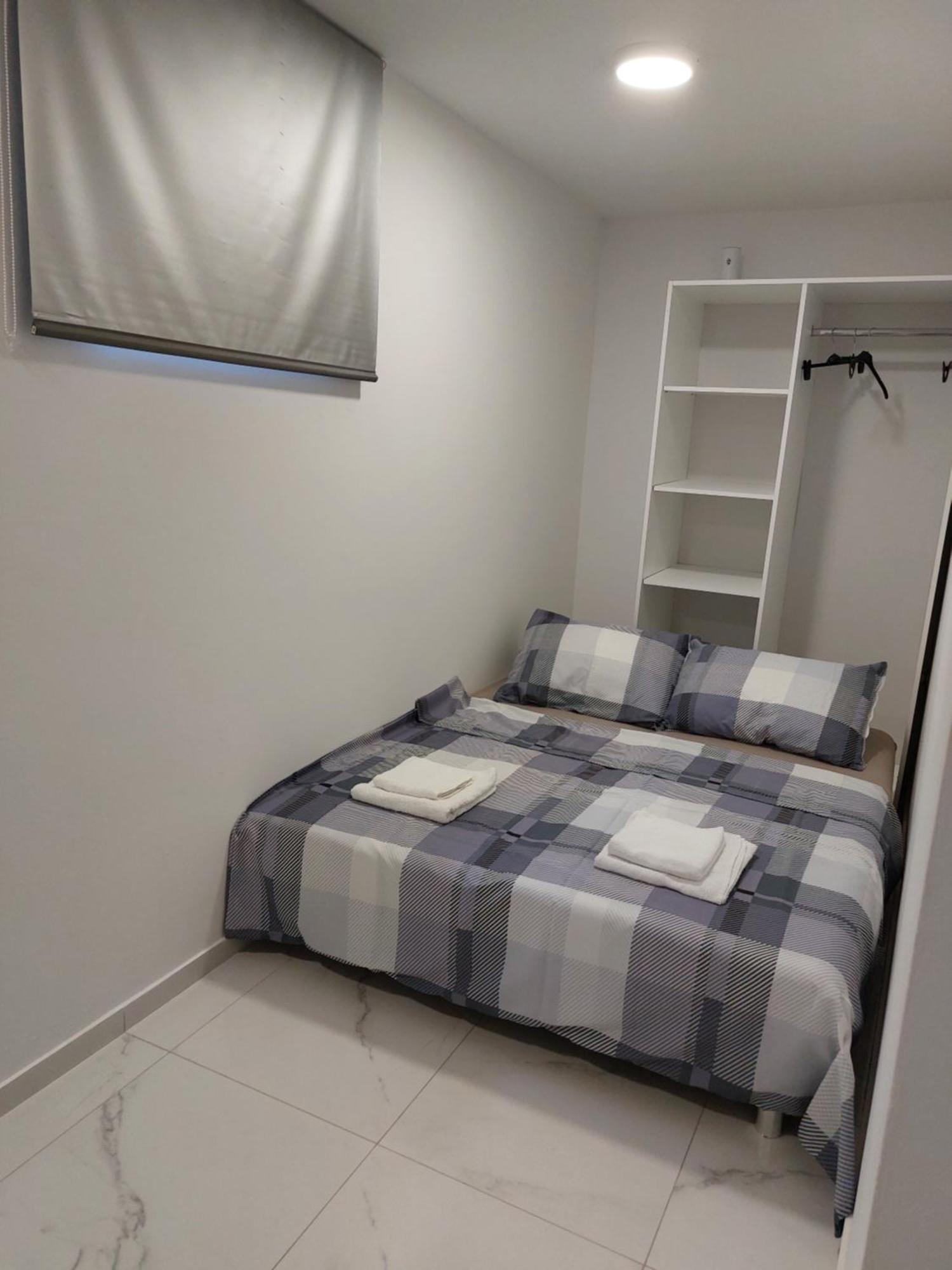 Apartmani Anastasia With Pool, Novalja Exterior foto